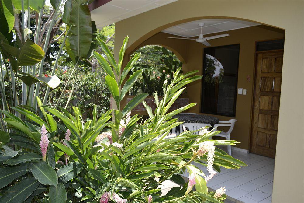 Villa Creole Jacó Екстериор снимка