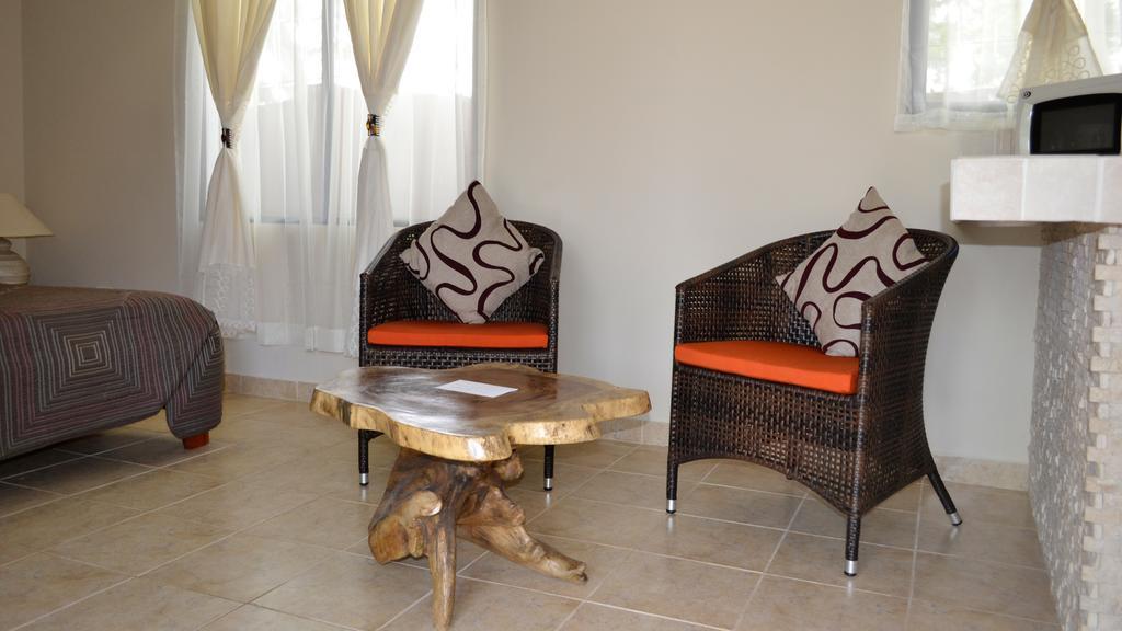 Villa Creole Jacó Екстериор снимка