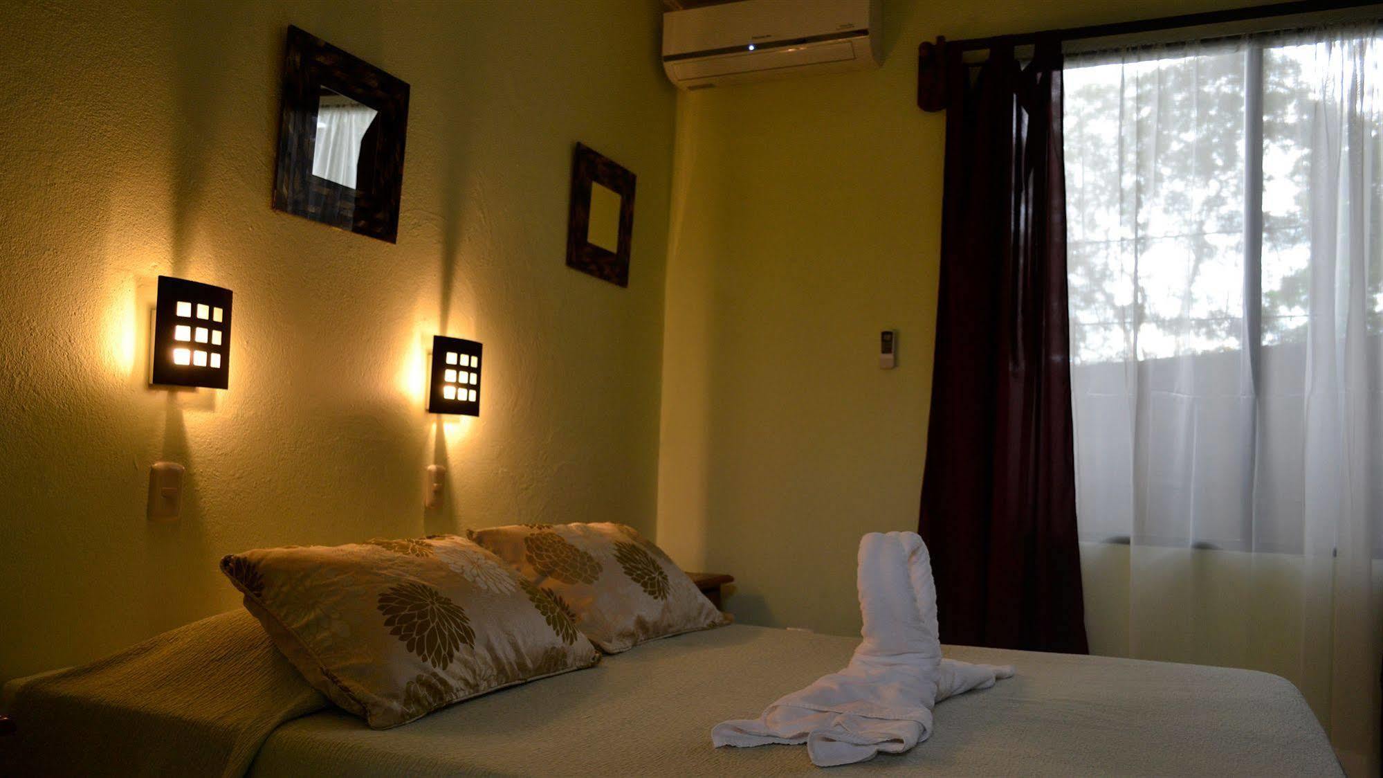 Villa Creole Jacó Екстериор снимка